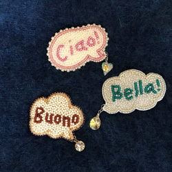 ☆BELLA！ ベッラ！☆　イタリア語　ビーズ刺繍ブローチ 1枚目の画像