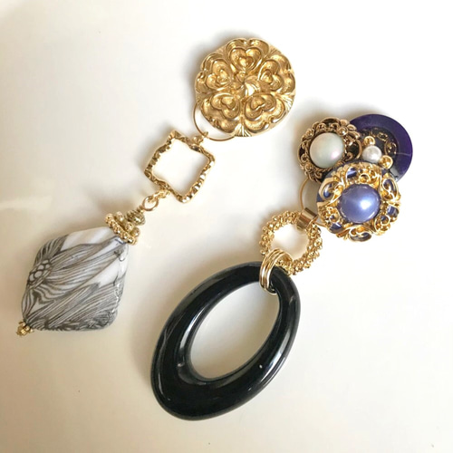 ヴィンテージボタン ピアス/イヤリング 2way大ぶり Purple×White