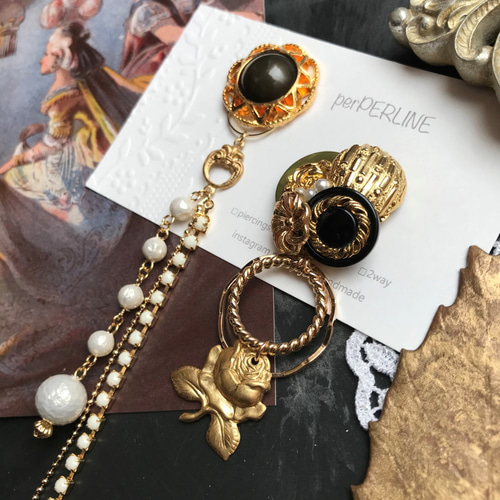 ヴィンテージボタン ピアス/イヤリング 2way大ぶり Khaki×Gold×Black