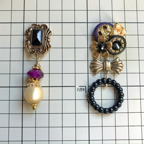 ヴィンテージボタン ピアス/イヤリング  2way大ぶり  Purple×Black×Gold 真鍮フラワー 9枚目の画像