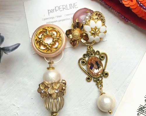 ヴィンテージボタン ピアス/イヤリング 2way大ぶり Pink×White