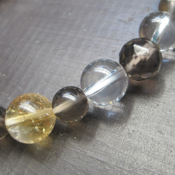 黄水晶ｘスモーキークォーツｘ水晶ブレスレット 天然石　 2枚目の画像