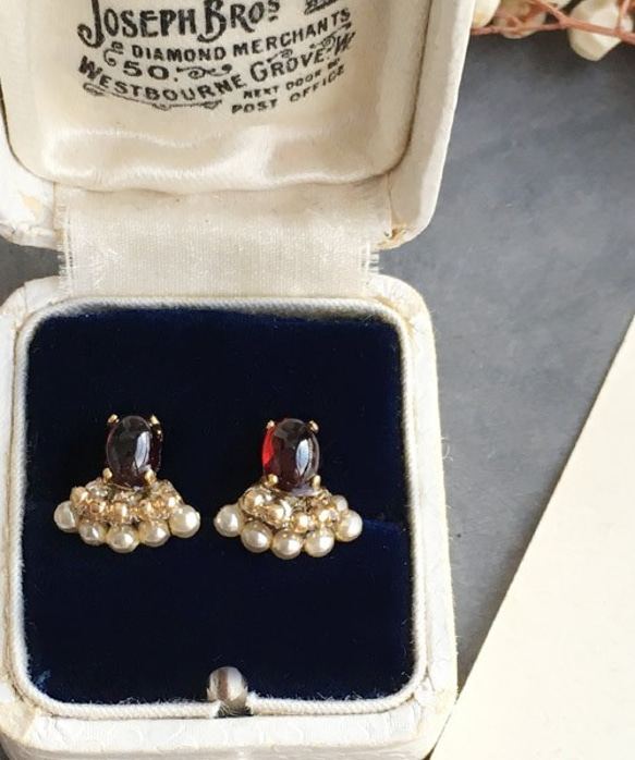 珠寶品質的石榴石和老式施華洛世奇美人魚眼淚無痛Bijou耳夾/耳 第5張的照片