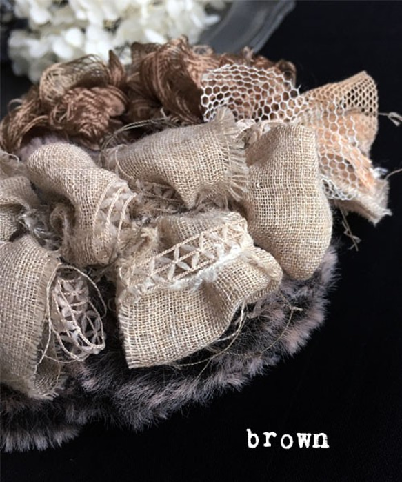 柔軟的裝飾髮帶，配以古董蕾絲，淚布和人造皮草[lam-37] 第4張的照片
