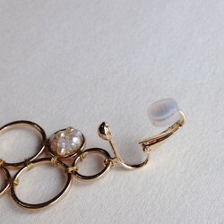 復古風珍珠和睡蓮造型 夾式耳環 「L'Écume des jours浪花的日常」意象 第3張的照片