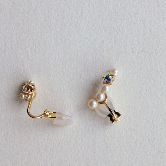 復古風珍珠和星星造型夾式耳環 第3張的照片