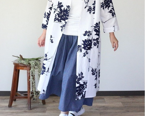 着物リメイク 白地に枝花浴衣はおりワンピース ワンピース