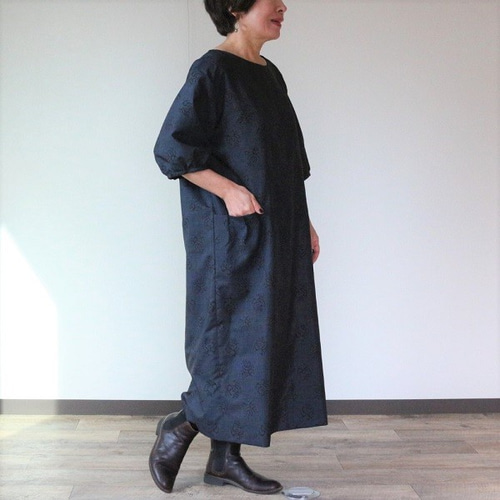 着物リメイク 文字模様泥大島紬タックポケットワンピース