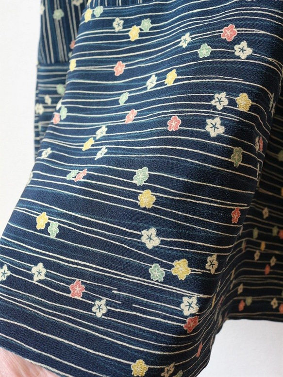 着物リメイク　縞に梅模様縮緬コクーンワンピース 10枚目の画像