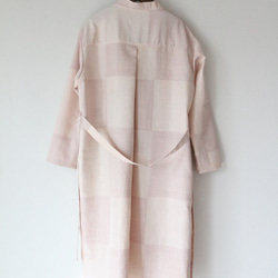 着物リメイク　さくら市松紬と若草合せスタンドカラーラップコート 7枚目の画像