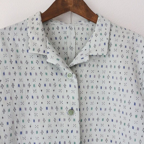 着物リメイク 白緑絣柄塩沢紬オープンカラーワンピース