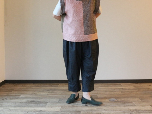 着物リメイク　亀甲大島紬バルーンパンツ 2枚目の画像