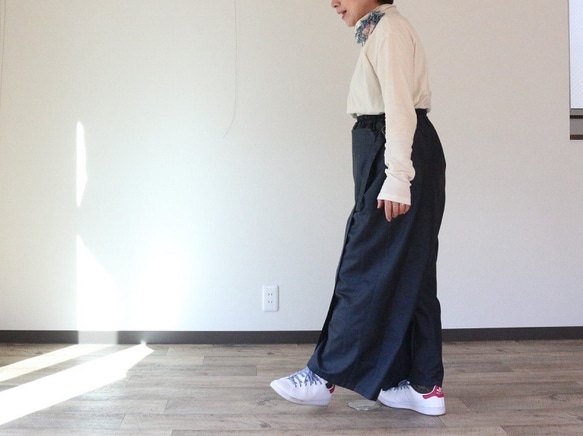 着物リメイク　亀甲大島紬ラップパンツ 3枚目の画像