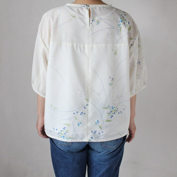 着物リメイク　夏草絽のパフ袖ブラウス　２Ｌ 2枚目の画像