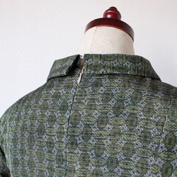 着物リメイク　松葉緑の大島紬ローウエストワンピース 3枚目の画像
