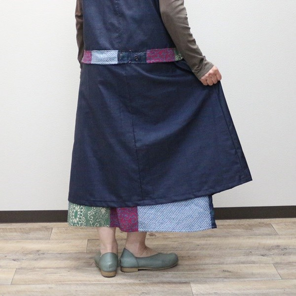 着物リメイク　大島紬と色とりどりのラップスカート 4枚目の画像