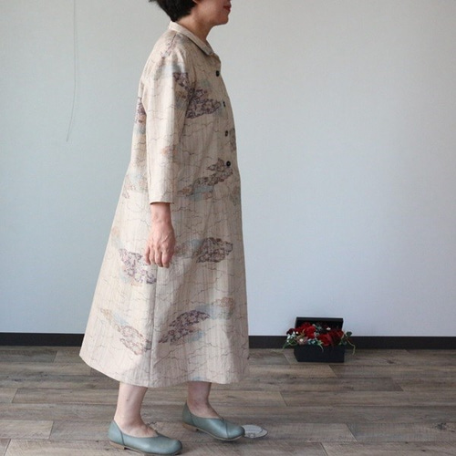 着物リメイク 亜麻色ミックスに雲柄紬オープンカラーワンピース
