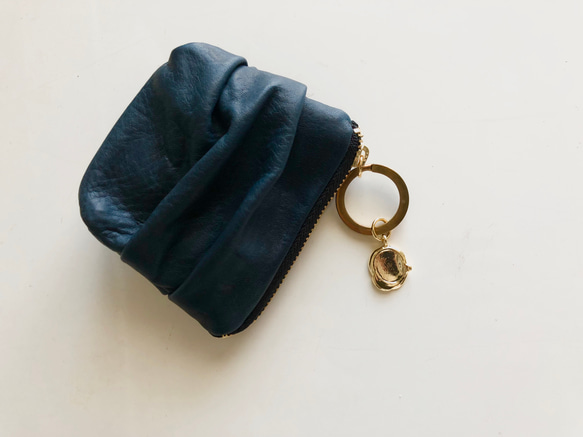 5月限定siwa leather keyholder. navy 2枚目の画像