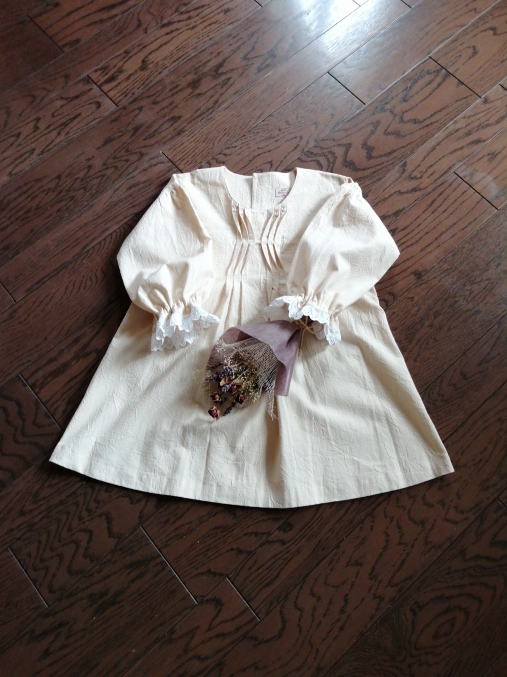 お洒落さんのワンピース　(サイズ９０ 　サイズ１００)