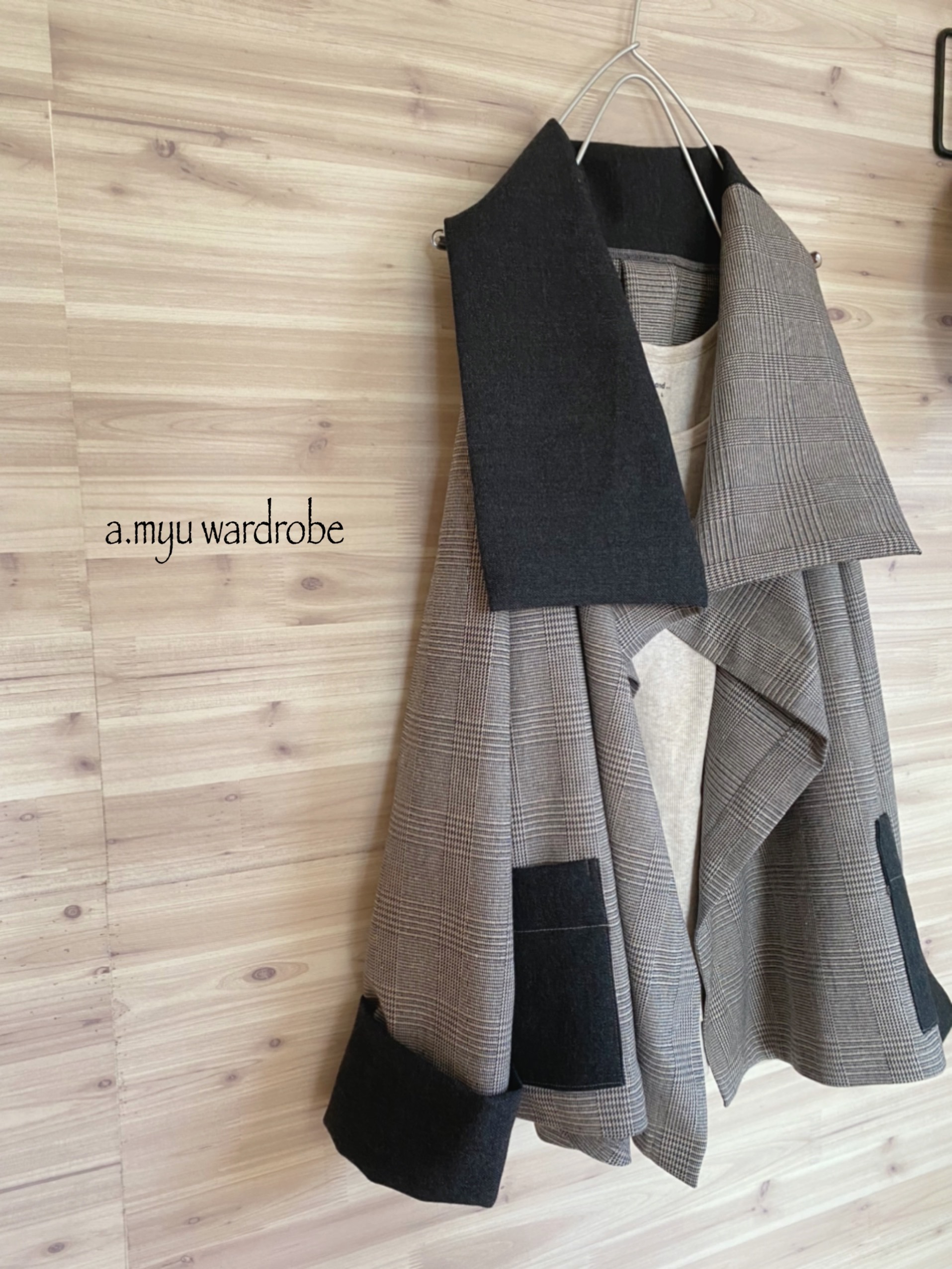a.myu グレンチェック大きめ襟の3パターンコート 12,500円