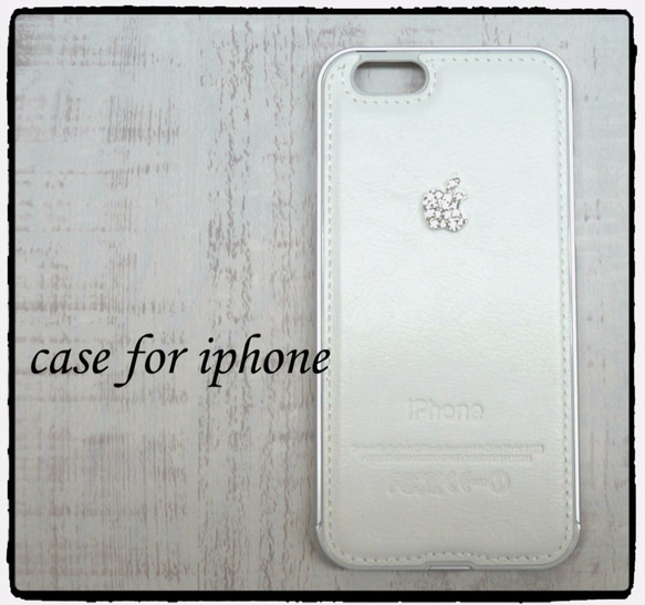 【iPhone5/5s】ラインストーン iPhoneカバー アイフォンカバー 白 ホワイト 1枚目の画像