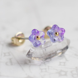 【プチサイズ】硝子のお花 -Tanzanite- ピアス/ノンホールピアス変更可 2枚目の画像