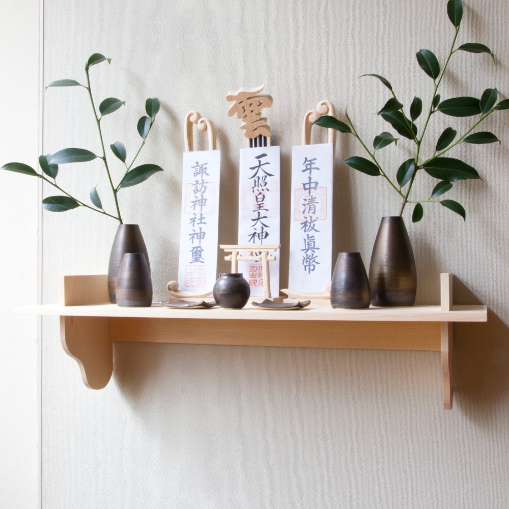 能面   木彫りセット3面 木彫り兜「ひのき木彫り 飛翔 3点セット（兜,お櫃,衝立