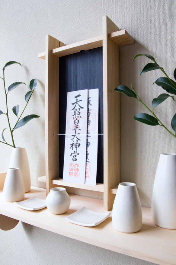 モダン 神棚 セット 「 ホワイト（小）」 また 水玉 お札立て