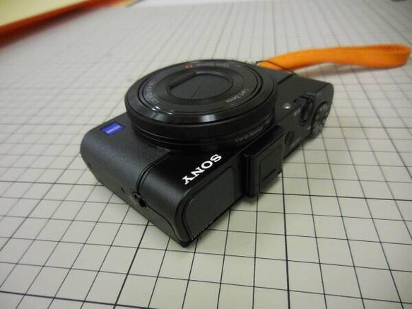 sony DSC-RX100/100M2/100M3/100M4/M100M5 向 「貼り革」 2枚目の画像