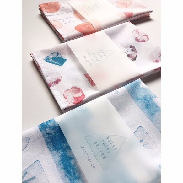 送料込み価格【watercolor-series-ハンカチ(C)river】 1枚目の画像