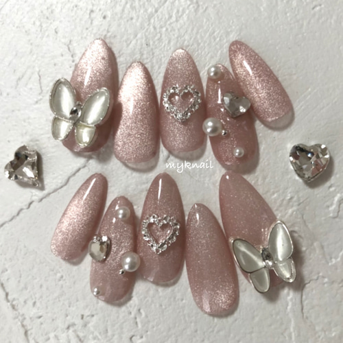 マグネットネイル バタフライネイル 韓国ネイル 薄ピンクベージュ  