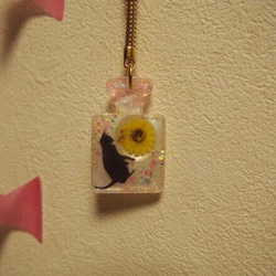 【受注生産・セミオーダー】お花と猫のキーホルダー♡選べるセミオーダーレジン 3枚目の画像