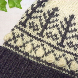 ●北欧柄の編み込みニット帽（小さな森・こげ茶） 2枚目の画像