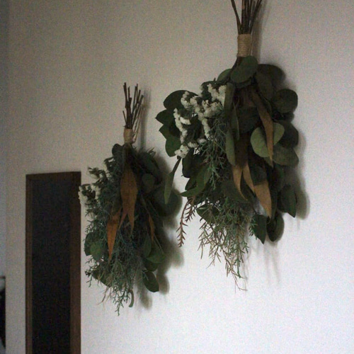 ユーカリポポラスとブルーアイスのスワッグ スワッグ Dear kukka 通販