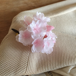 入学式に！桜のコサージュ〜親子セット〜 4枚目の画像