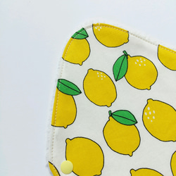 布ナプキン Ssize ひし形 レモン柄✨ 3枚目の画像