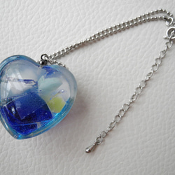 LOCK UP's pendant blue glass 3枚目の画像