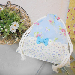 お弁当袋＆コップ柄　水色系　きれいな花柄　水色リボン  入園 入学 女の子 4枚目の画像