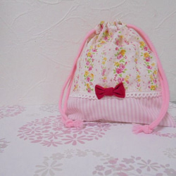 お弁当袋＆コップ袋　ピンク系きれいな花柄　ストライプ　リボン付き  入園 入学  女の子 4枚目の画像