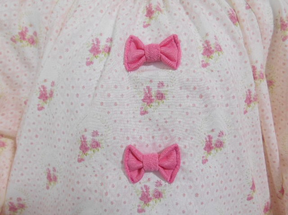 一点もの★120cm yuwa生地ピンク系かわいい花柄　リボン、フリル　スモック  入園 入学  女の子 3枚目の画像
