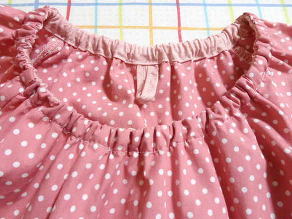一点もの　100cm yuwa花柄生地　ピンク系　ドット　半袖スモック　入園　入学　女の子 6枚目の画像
