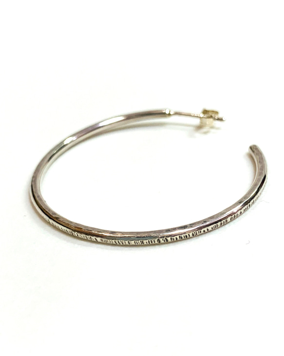 Simples フープピアスシルバー 2枚目の画像