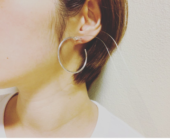 Simples フープピアスシルバー 3枚目の画像