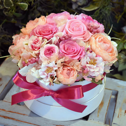 ダイヤモンドローズが輝く☆フラワーボックス 豪華なボックスフラワー