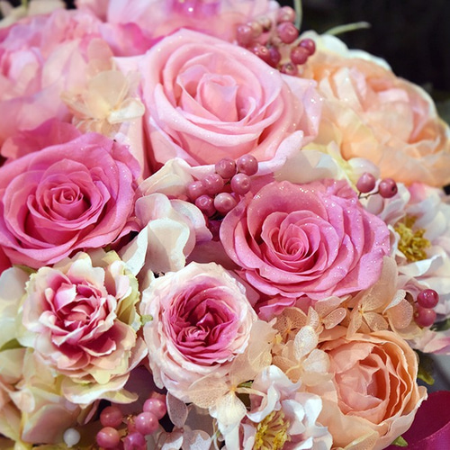 ダイヤモンドローズが輝く☆フラワーボックス 豪華なボックスフラワー