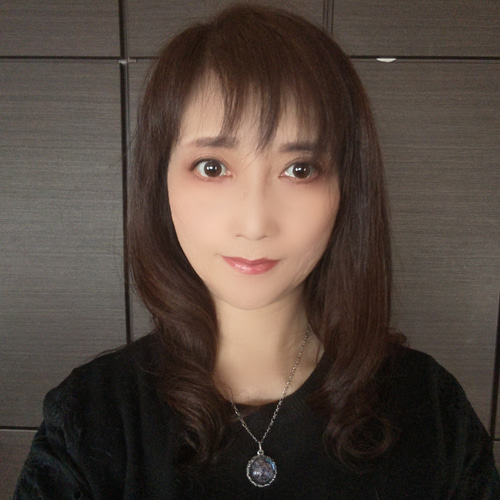 ベネチアングラス(優しいブルー)の革紐チョーカー＆ロングペンダント 