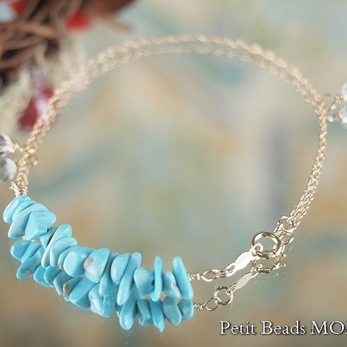 アリゾナ産のスリーピングビューティーのブレスレット