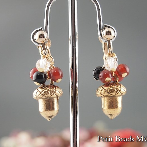 SALE！願いが叶う？赤瑪瑙＆オニキス＆水晶～実りの秋のどんぐり  