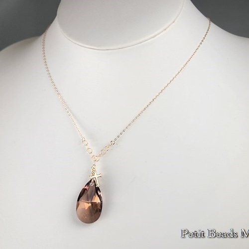 宝石みたい～限定色！スワロフスキー＃8721・しずく(ロザリン