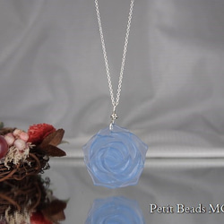 「Creema限定」優しく咲く～ブルークォーツの蒼い薔薇～シンプルなSILVER925ネックレス～ラスト2点 3枚目の画像